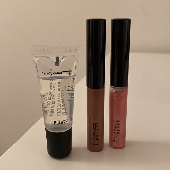 Mac lip bundle, brand new, unused, lipsticks, lipgloss, liquid lip colours - Picture 5 of 6